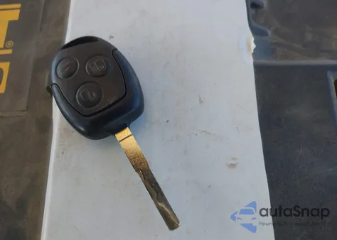 2014 Ford Fiesta Se из США, поврежденный, VIN 3FADP4BJ1EM210630